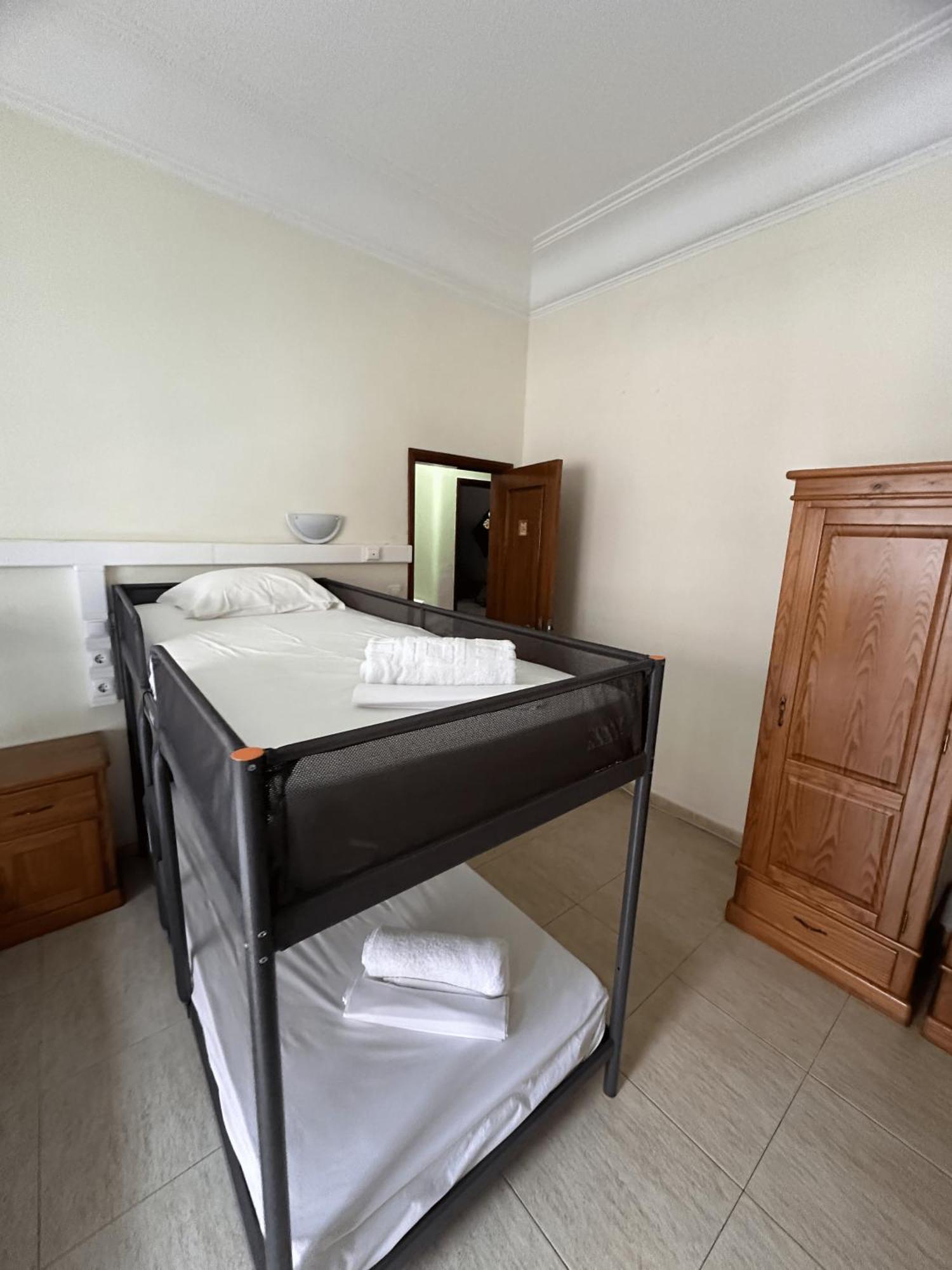 Guest In Ninho Apartment Lisbon Exterior photo